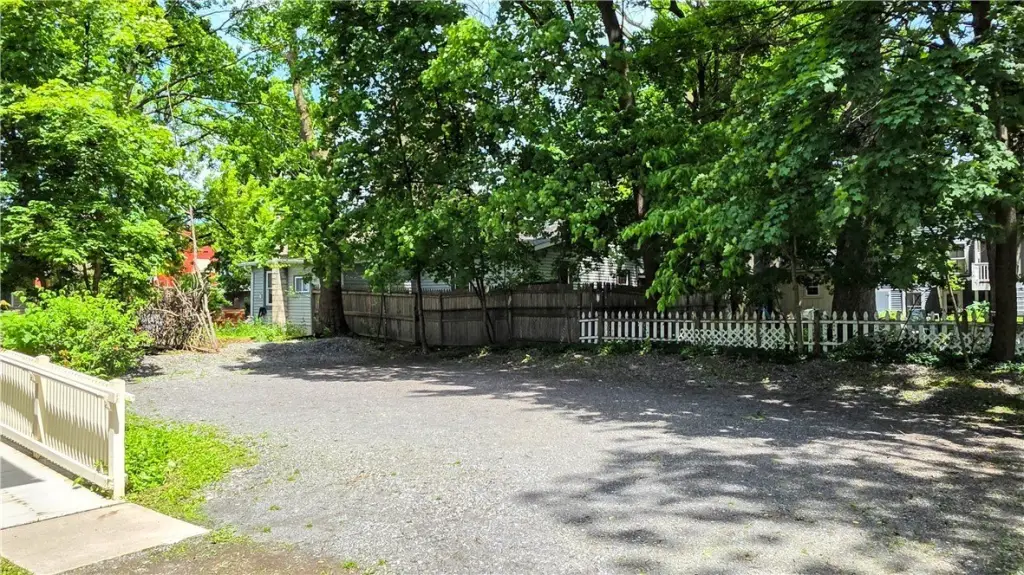 Picture 43
