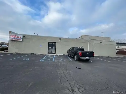 Remodeled Commercial Property in Taylor