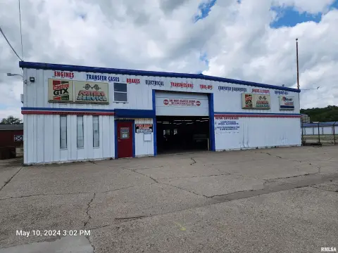 Commercial Property with Multiple Income Streams