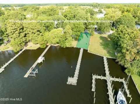 Waterfront Lot in Historic Bath