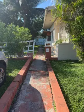 Duplex with Separate Electric Meters