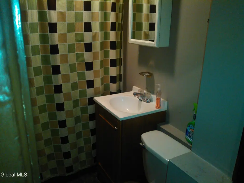 Picture 19