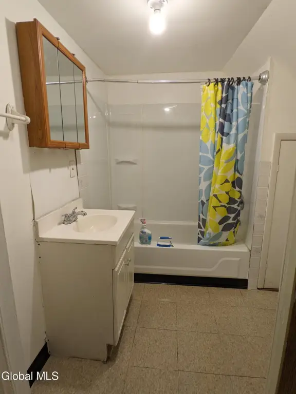 Picture 10