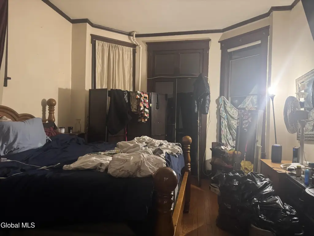 Picture 5