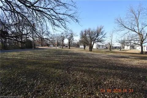 Sallisaw Lot with Mature Trees