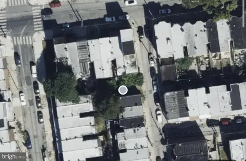 Vacant Corner Lot in Philadelphia