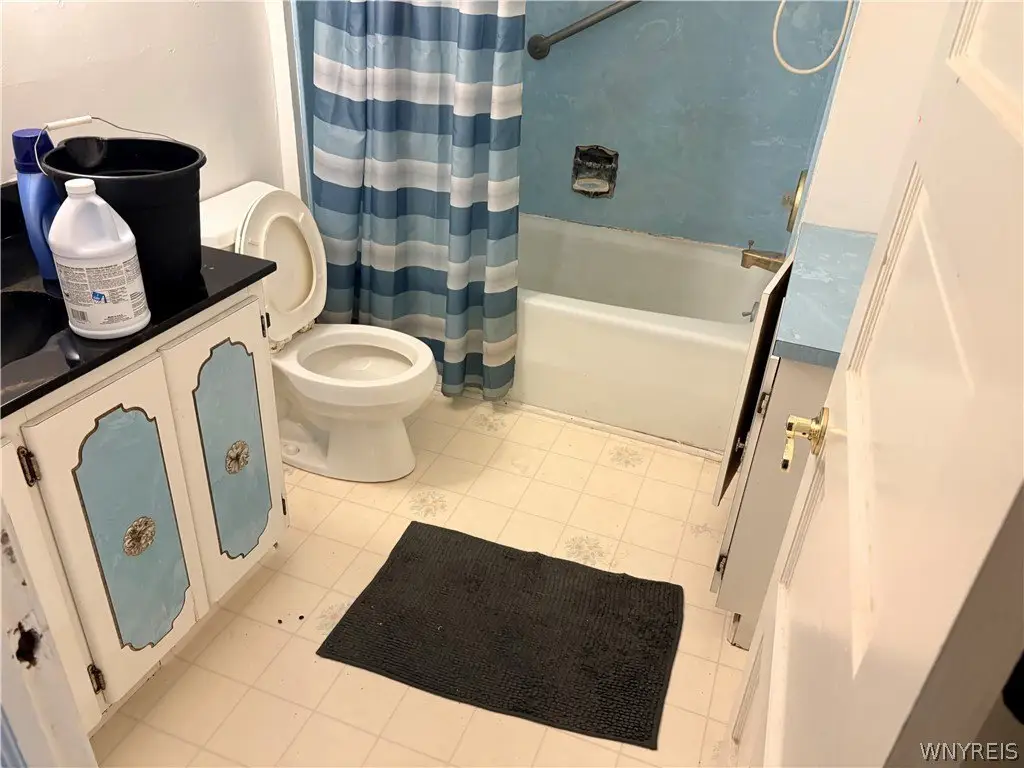 Picture 19