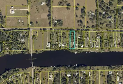 Riverfront Acreage with Gulf Access