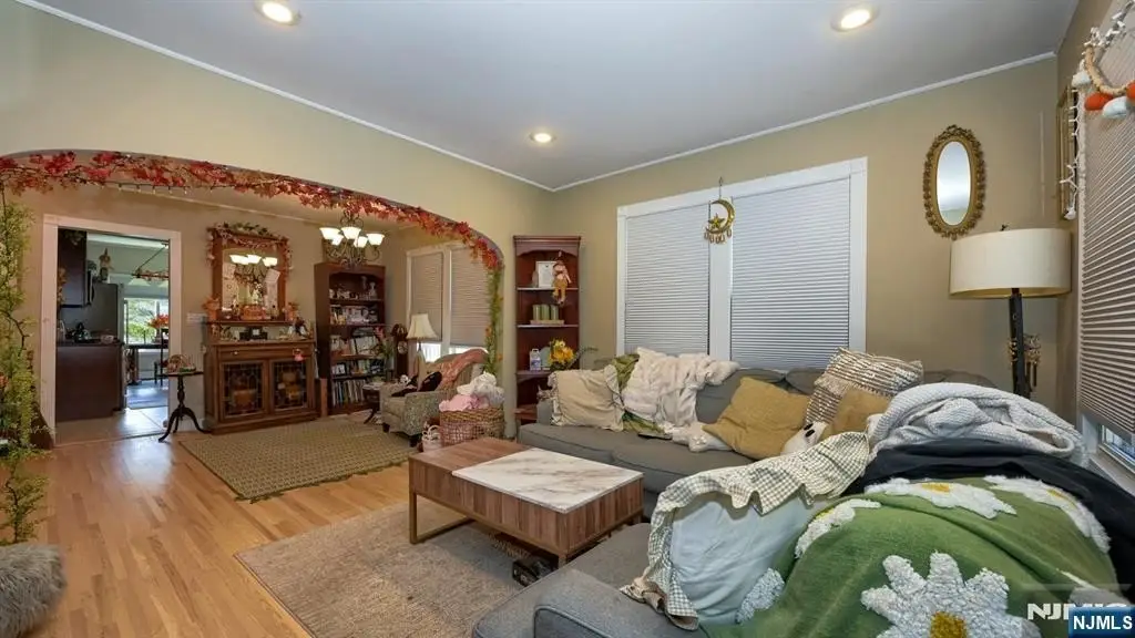 Picture 6