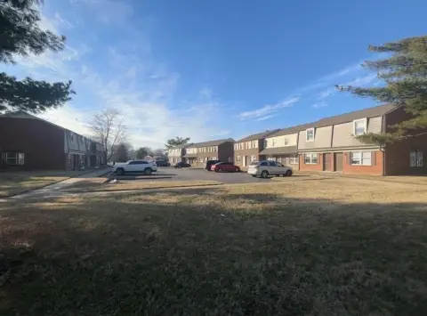 Multi-Unit Apartment Complex in Owensboro