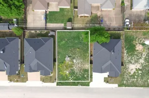 Residential Lot in Midway ISD