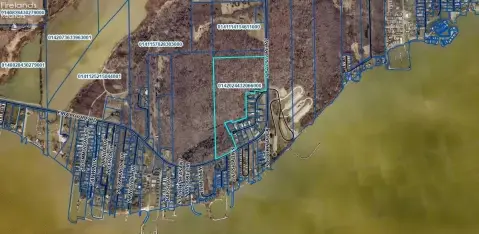 Marblehead Land with Sandusky Bay Views