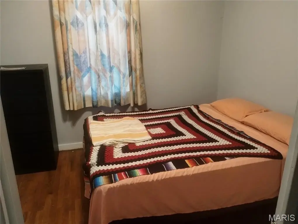 Picture 19