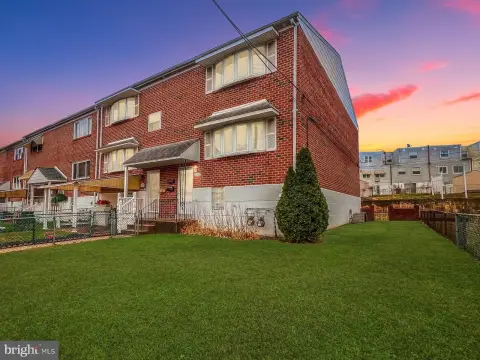 Turnkey Duplex with Garage