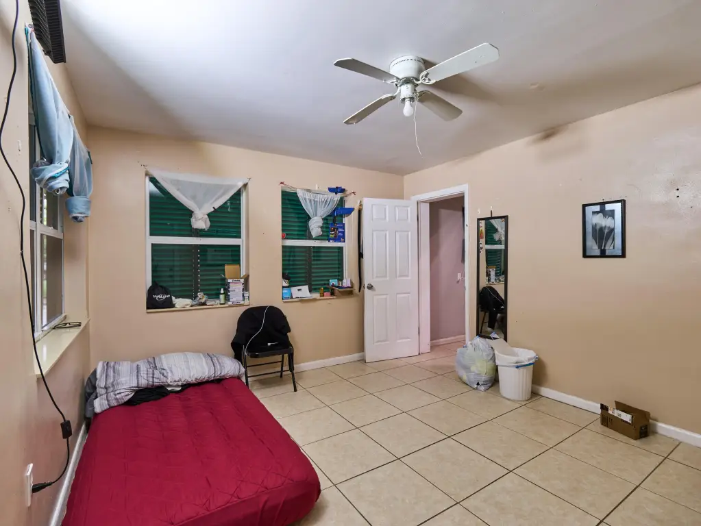 Picture 9