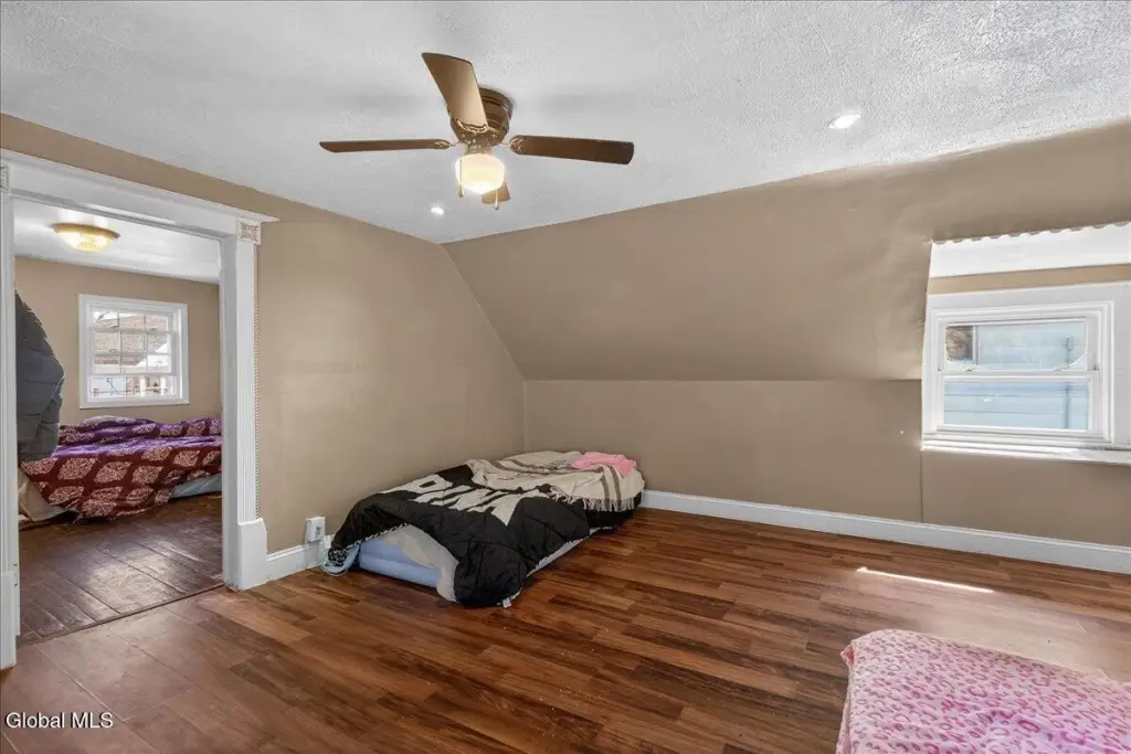 Picture 18