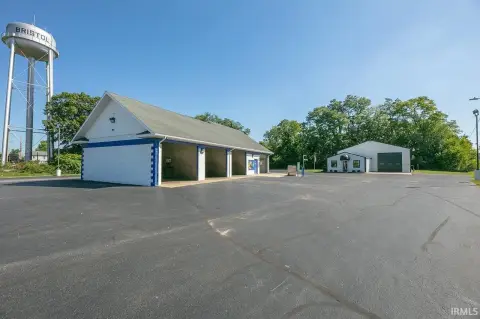 Operating Car Wash with Pole Building