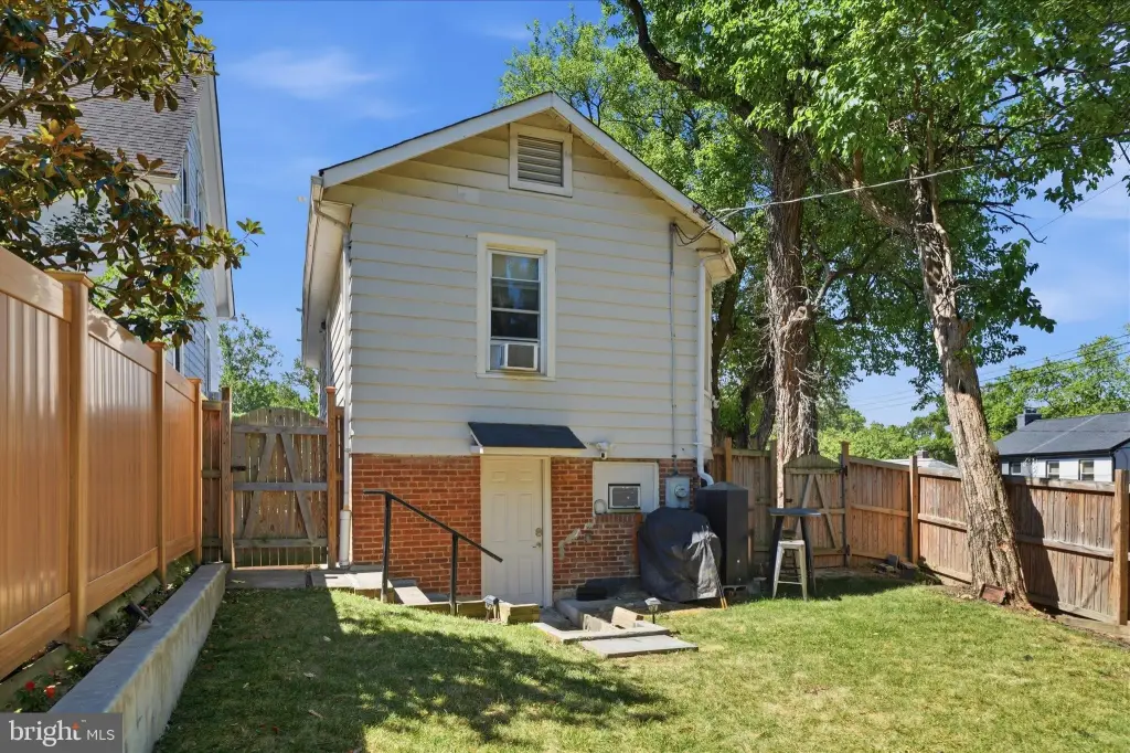Picture 36