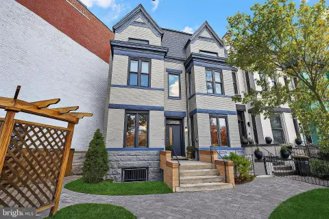 Luxury Multi-Family Investment Opportunity