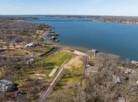 Waterfront Land in Malakoff, TX