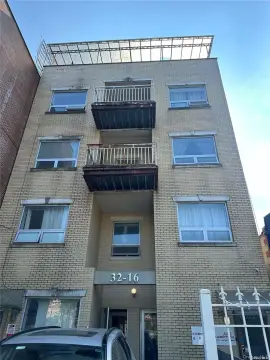 Commercial Unit in North Flushing