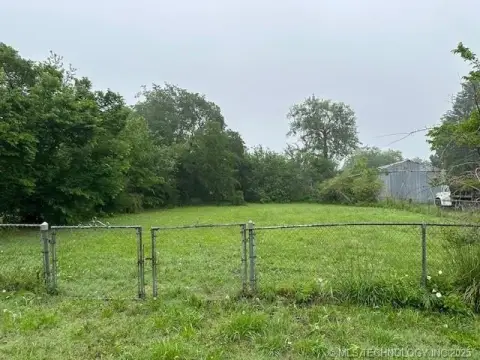 Cleared Lot in Historic Caddo