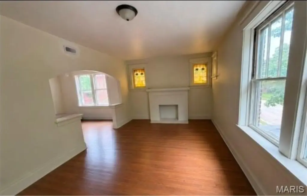 Picture 3