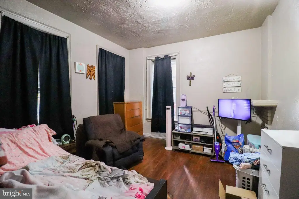 Picture 25