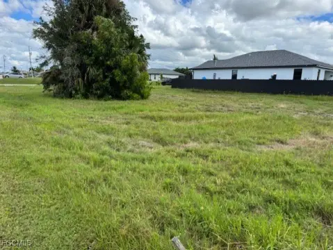 Cape Coral Land For Sale