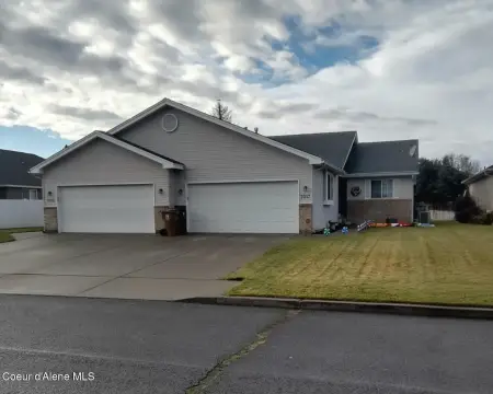 Single-Level Duplex with Garages