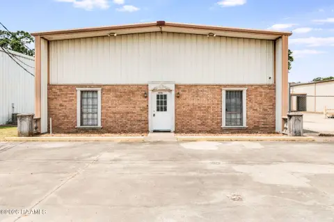 Climate-Controlled Warehouse