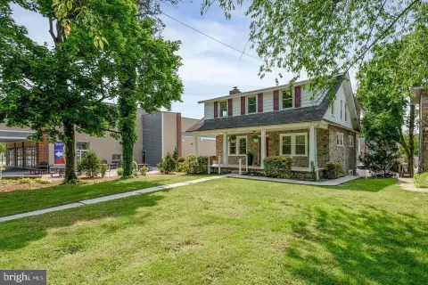 Downingtown Mixed-Use Property For Rent