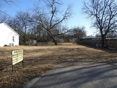 Residential Lot in Growing Sherman