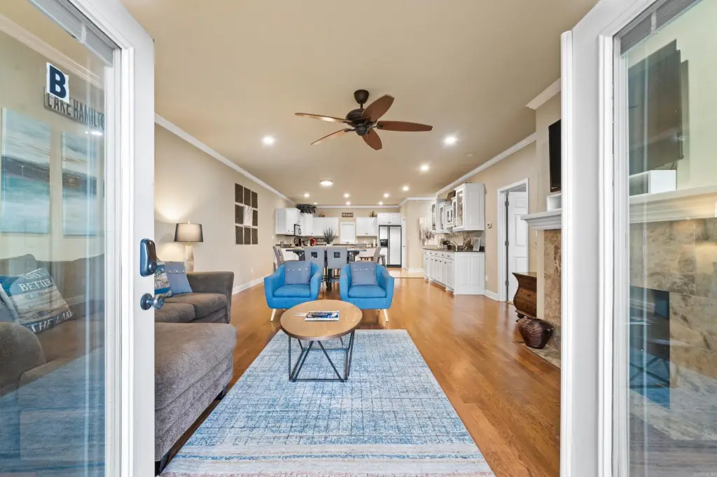 Picture 7