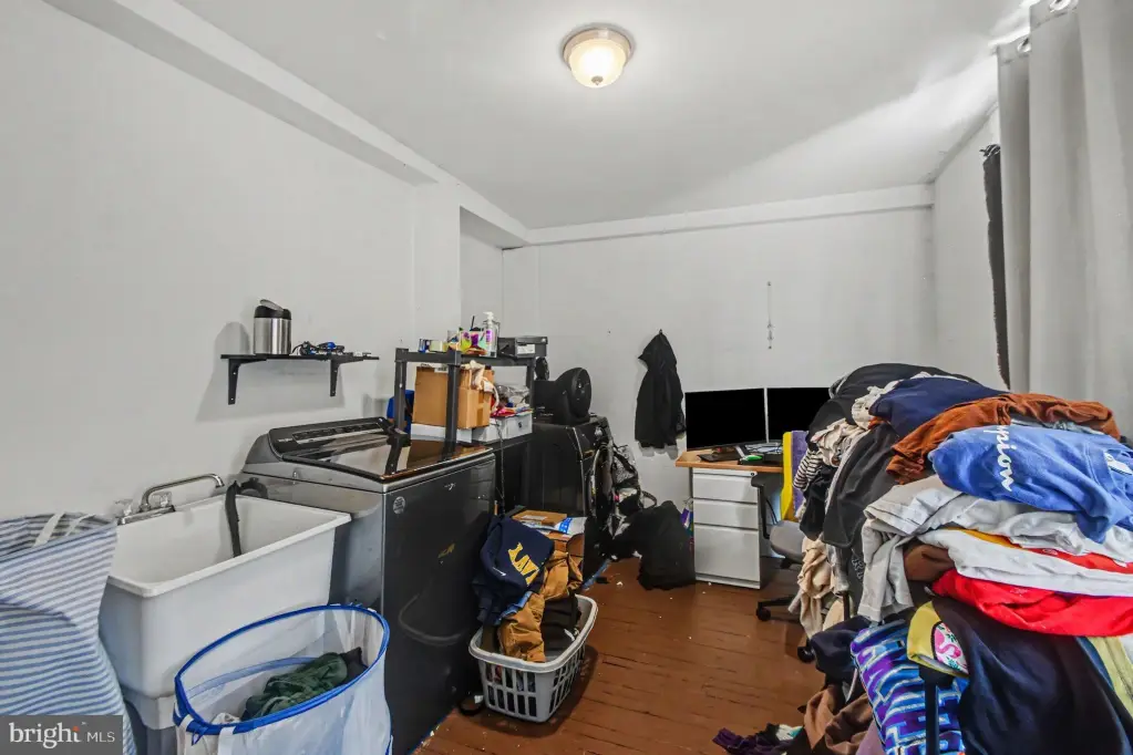 Picture 12