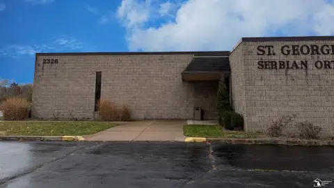 Versatile Space on Monroe Street