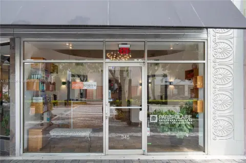 Salon Opportunity on Miracle Mile