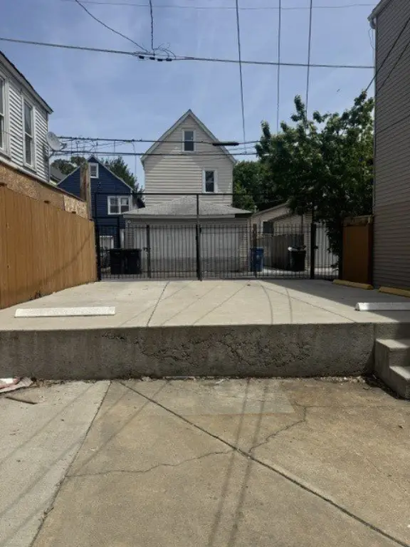 Picture 7