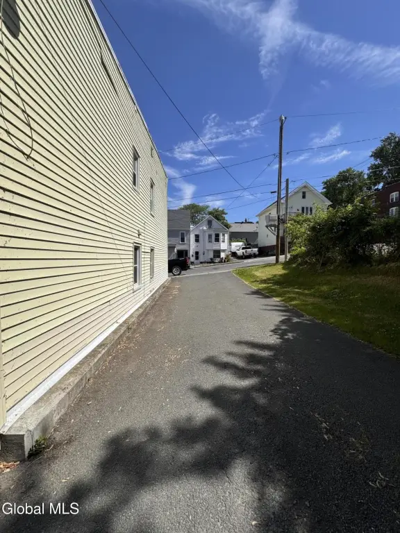Picture 6