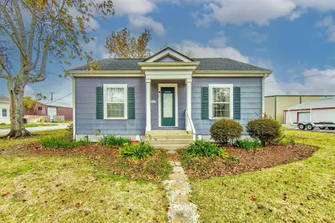 Charming Office with Mixed-Use Potential