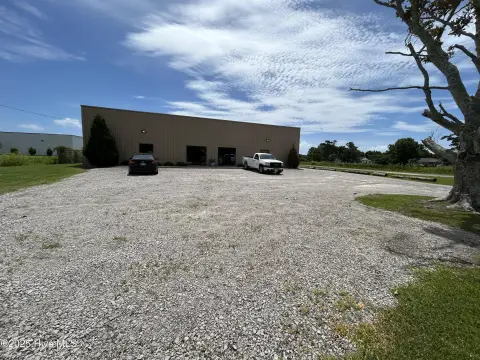 Beaufort Commercial Flex Space Available