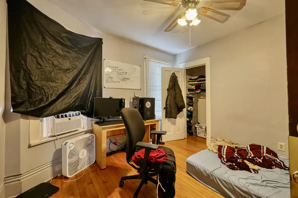 Picture 16