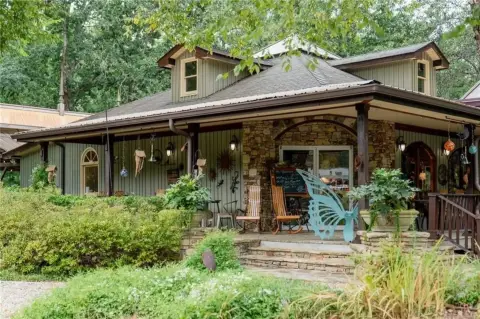 Mixed-Use Property in Ball Ground, GA