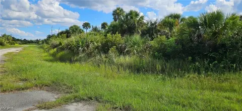 Commercial Land with AC6 Zoning