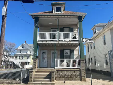 Wildwood Duplex Investment Opportunity