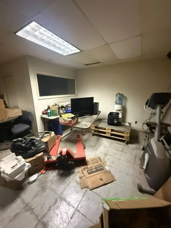 Picture 19