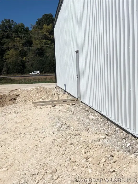 Picture 4
