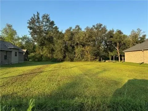 Vacant Land in Ama, LA