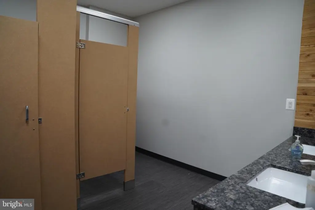 Picture 30