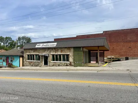 Charming Commercial Building in Granby